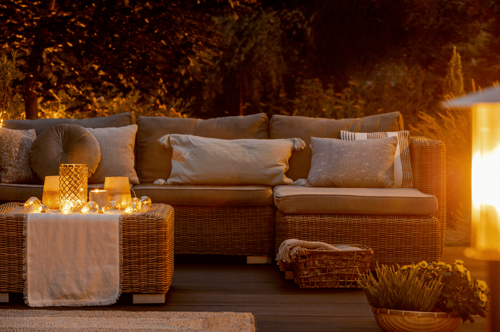 Outdoor fall spaces